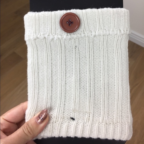 Steve Madden Ribbed Knit Boot Cuffs - Picture 2 of 2